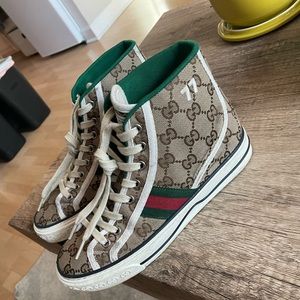 Authentic Gucci Sneakers